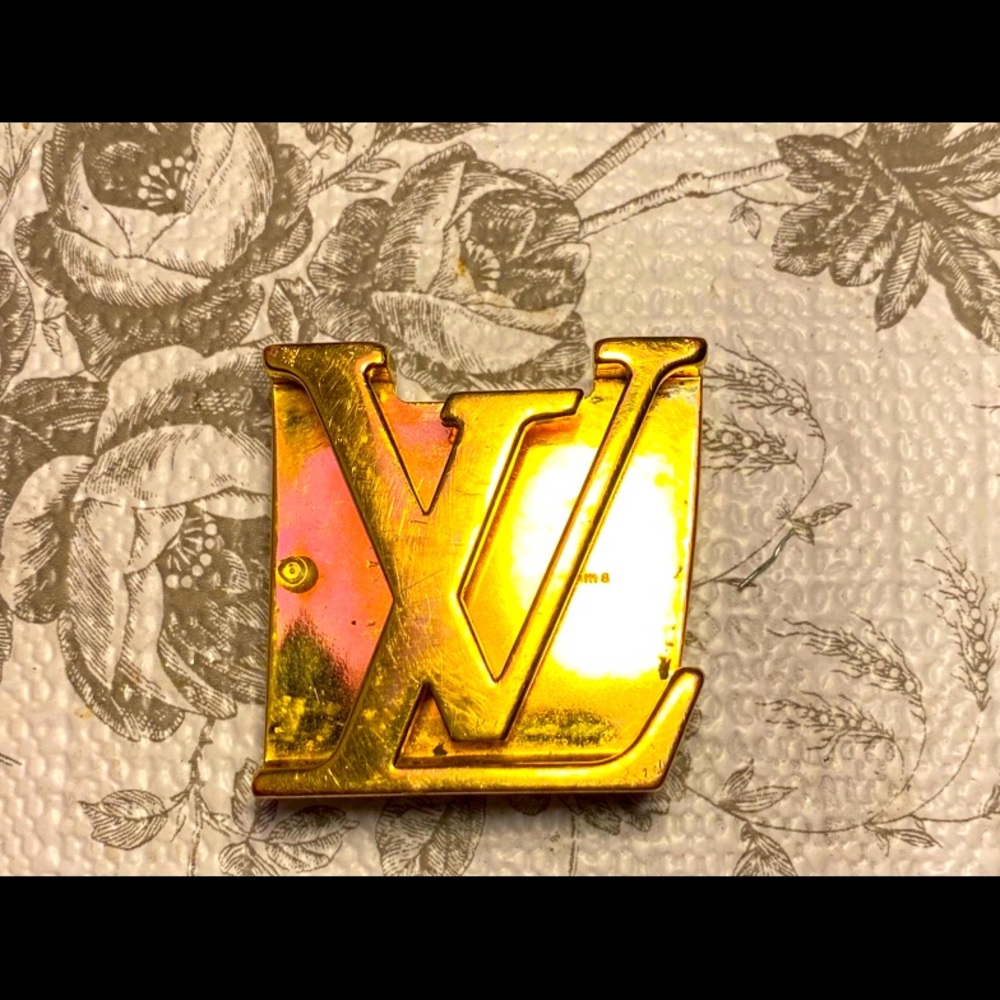 Louis Vuitton belt part